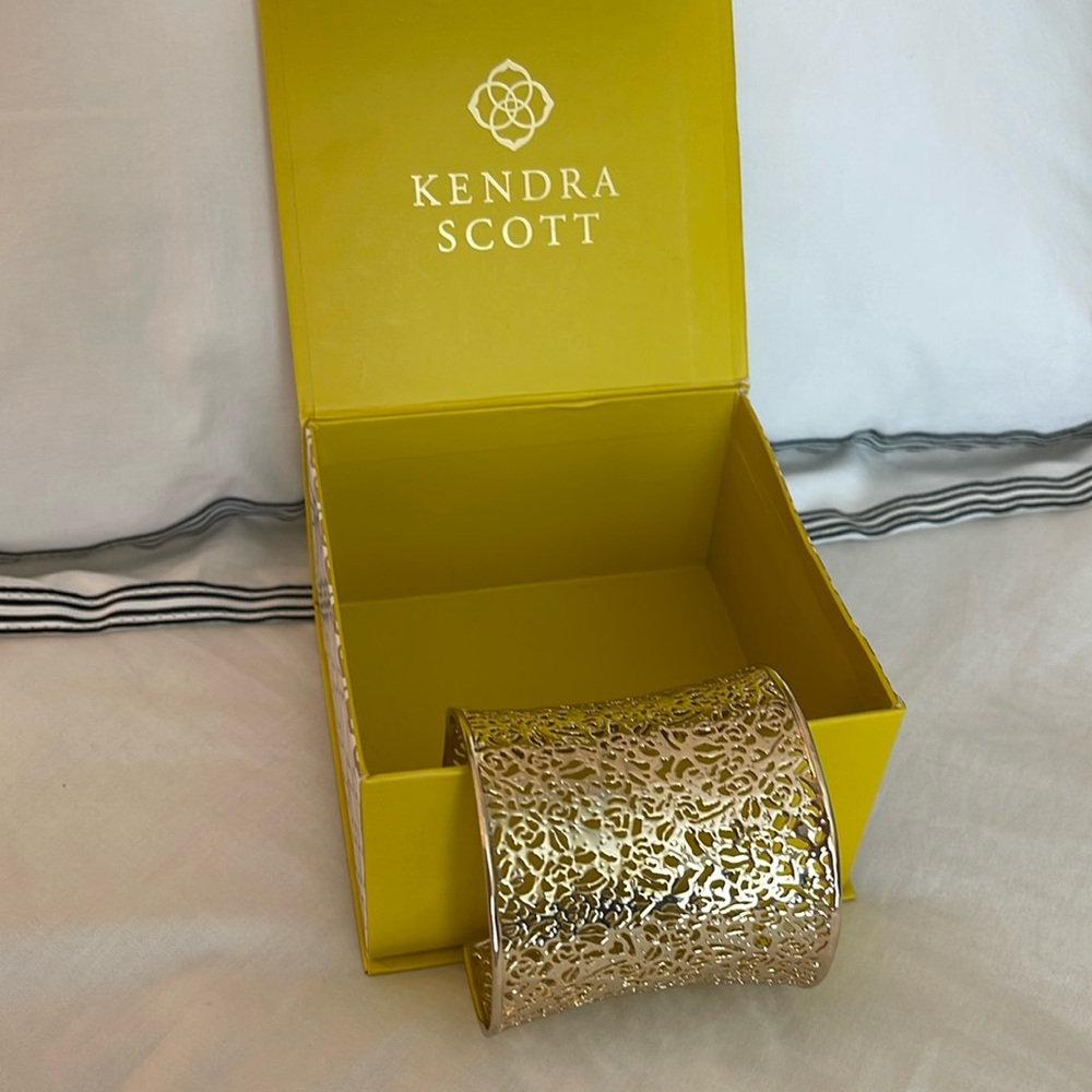Kendra Scott Engraved Cuff
